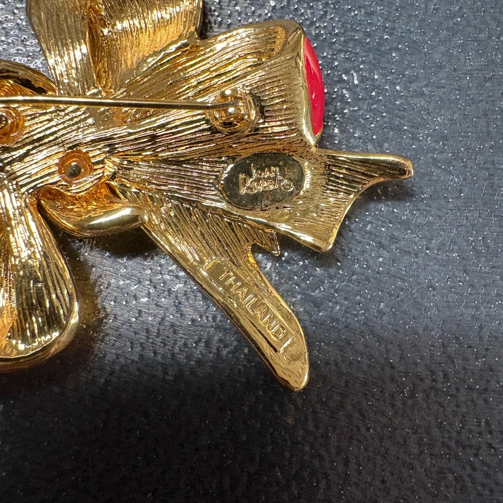 Joan Rivers Enameled Patriotic Bow Brooch - Picture 3 of 4